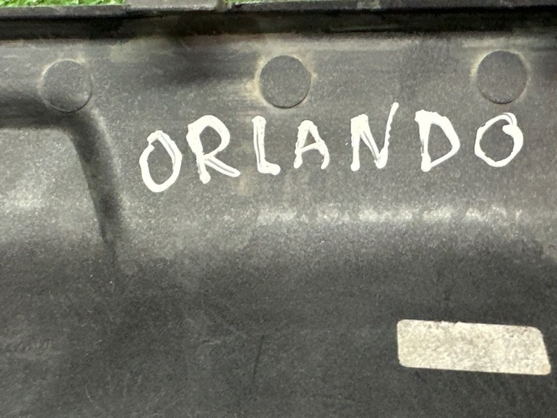 Накладка заднего бампера Chevrolet Orlando J309