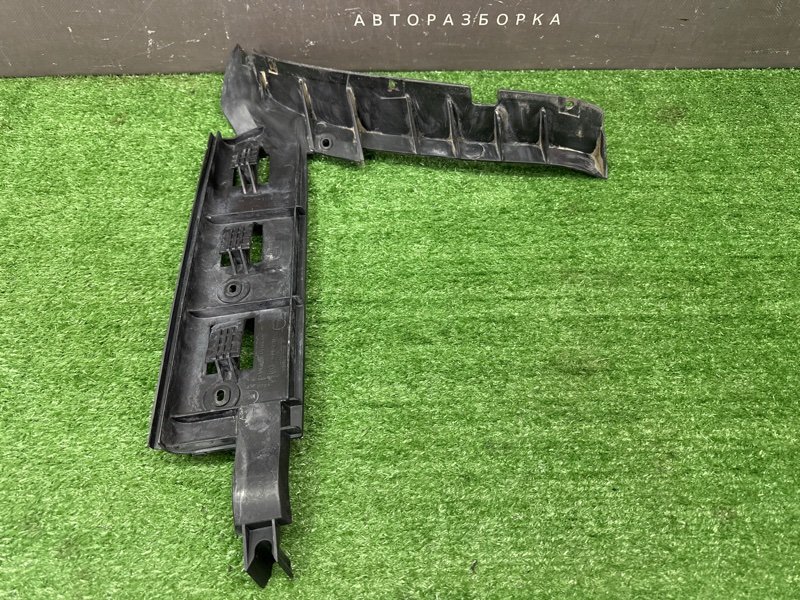 Кронштейн бампера Volkswagen Passat B5