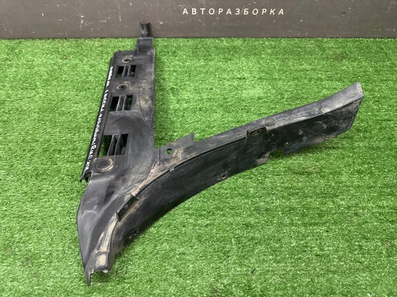 Кронштейн бампера Volkswagen Passat B5