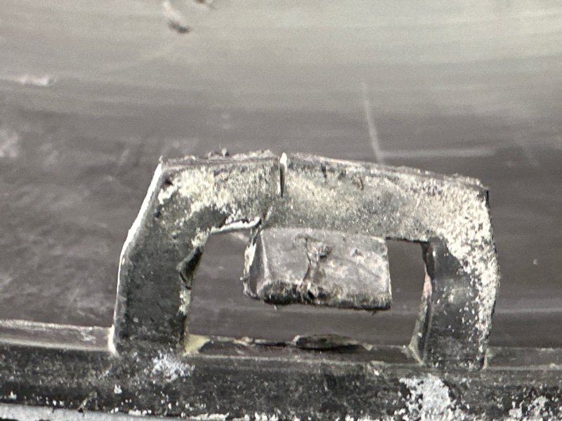 Накладка заднего бампера Peugeot 307