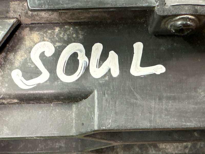 Решетка радиатора Kia Soul