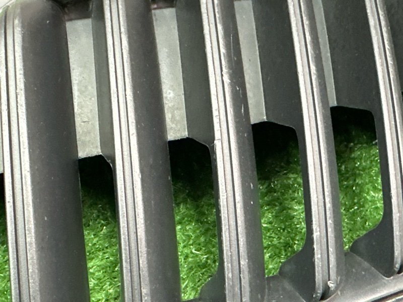 Решетка радиатора Skoda Fabia 2