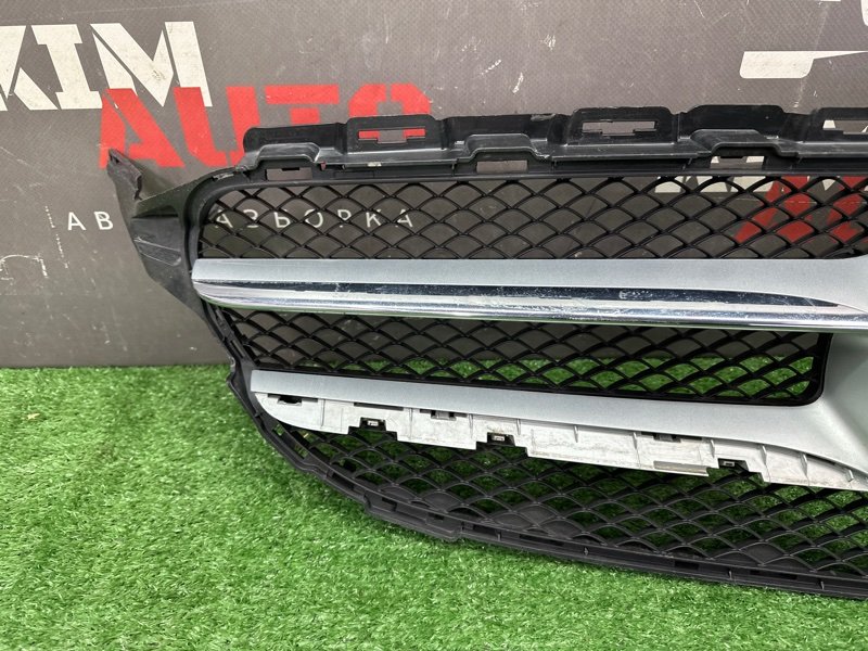 Решетка радиатора Mercedes-Benz C-Class W205