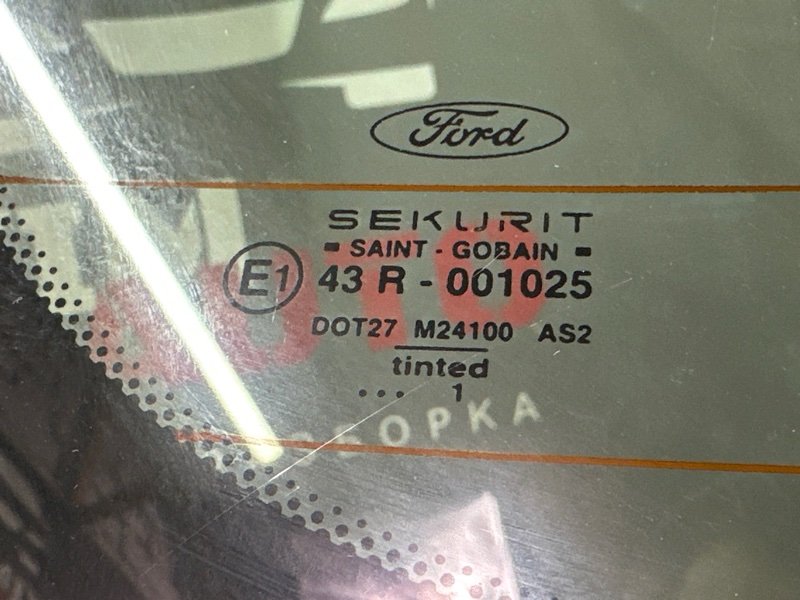 Крышка багажника Ford Mondeo 3