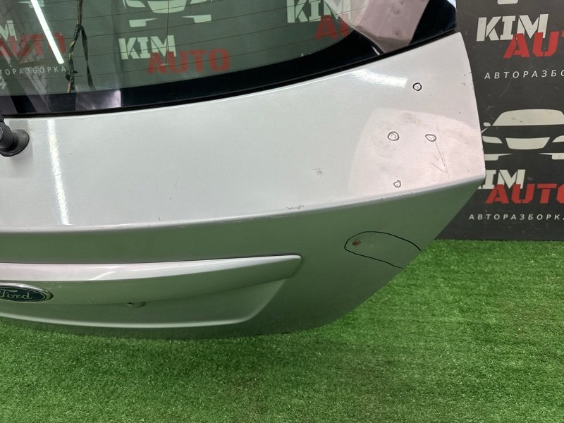 Крышка багажника Ford Mondeo 3