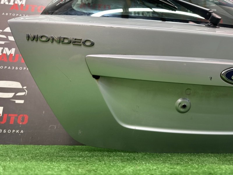 Крышка багажника Ford Mondeo 3