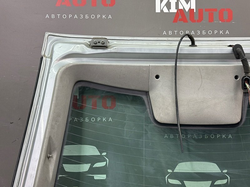 Крышка багажника Ford Mondeo 3