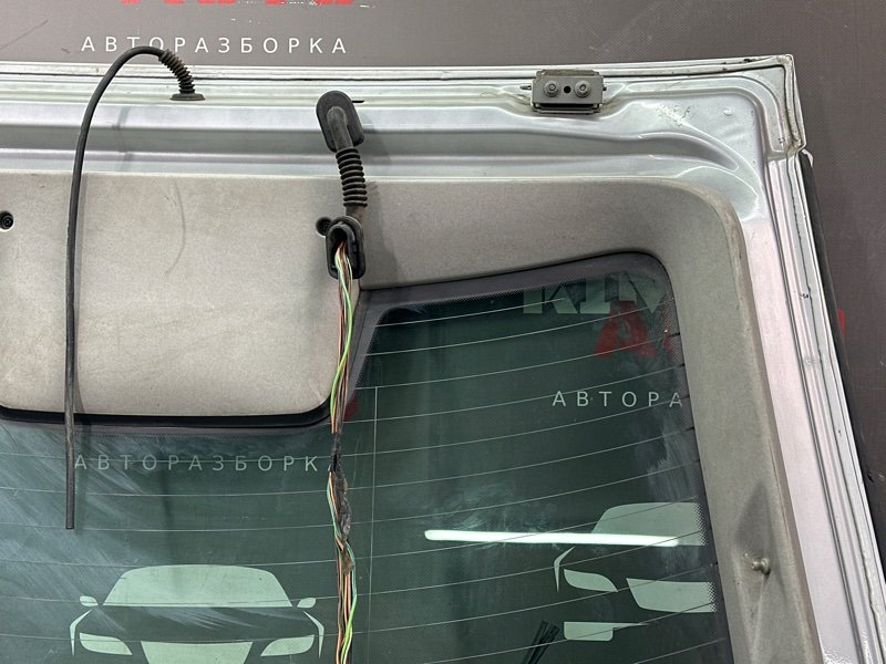 Крышка багажника Ford Mondeo 3