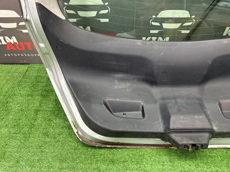 Крышка багажника Ford Mondeo 3