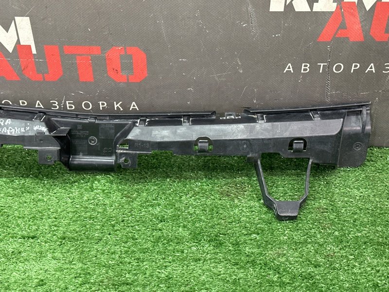 Кронштейн бампера Opel Astra J