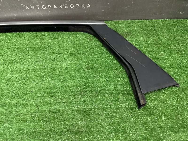 Уплотнитель стекла направляющий Opel Astra J