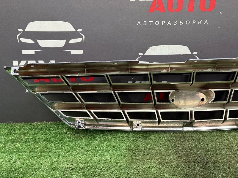 Решетка радиатора Kia Spectra