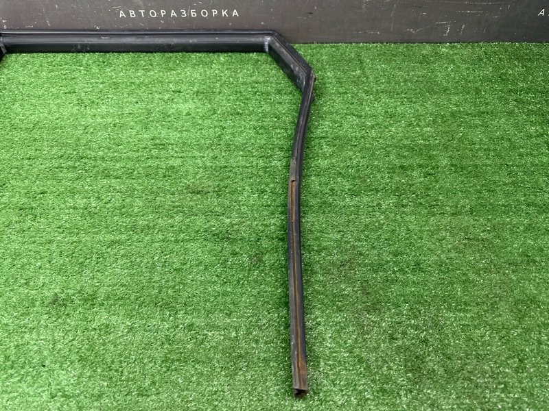 Уплотнитель стекла направляющий Chevrolet Lacetti