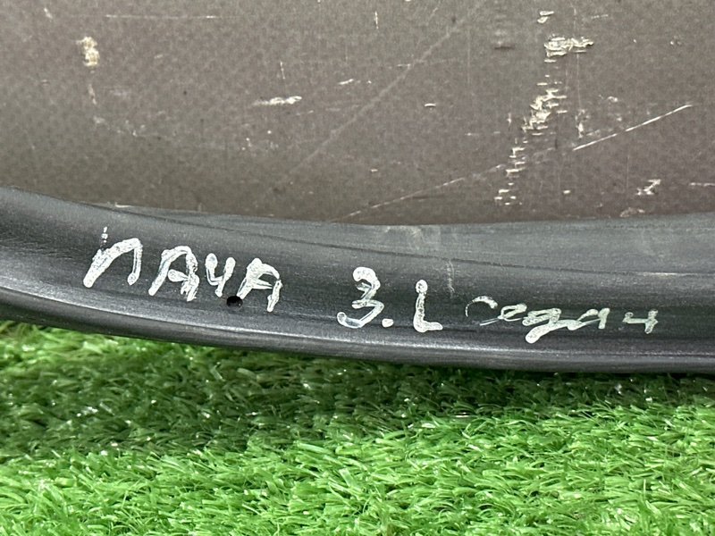 Уплотнитель двери Chevrolet Lacetti