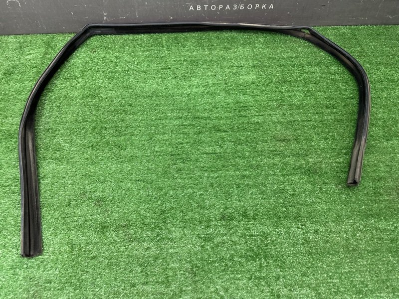 Уплотнитель стекла направляющий Opel Astra H