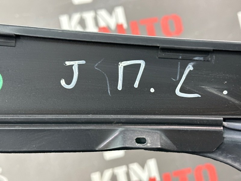 Уплотнитель стекла направляющий Opel Astra J