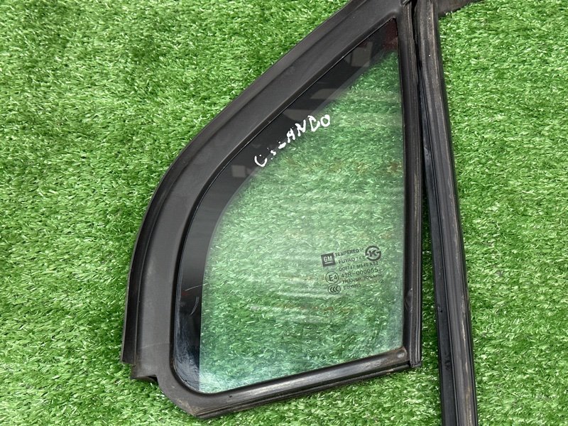 Уплотнитель стекла направляющий Chevrolet Orlando J309