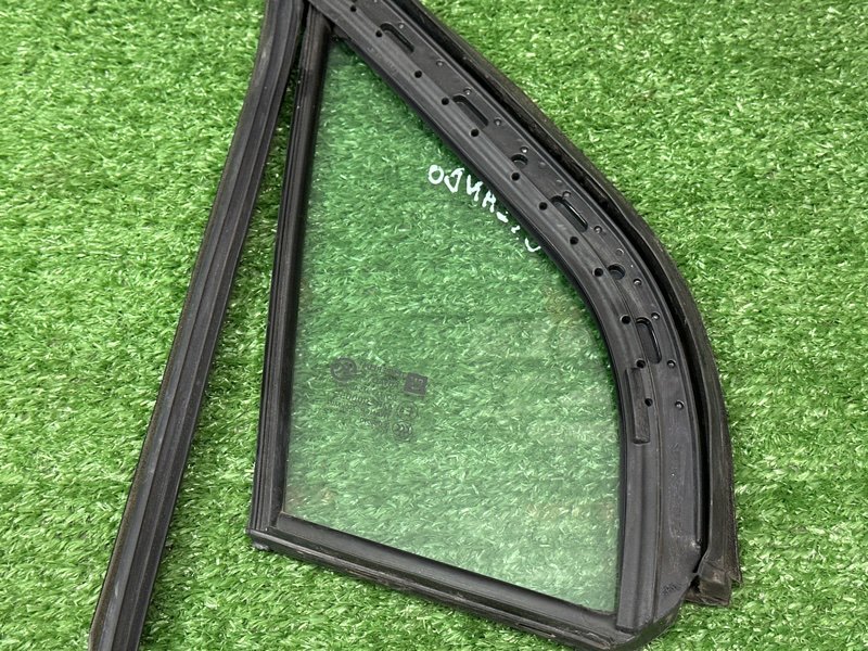 Уплотнитель стекла направляющий Chevrolet Orlando J309