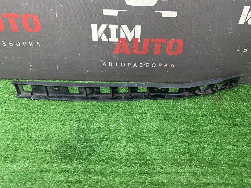 Кронштейн бампера Skoda Fabia 1