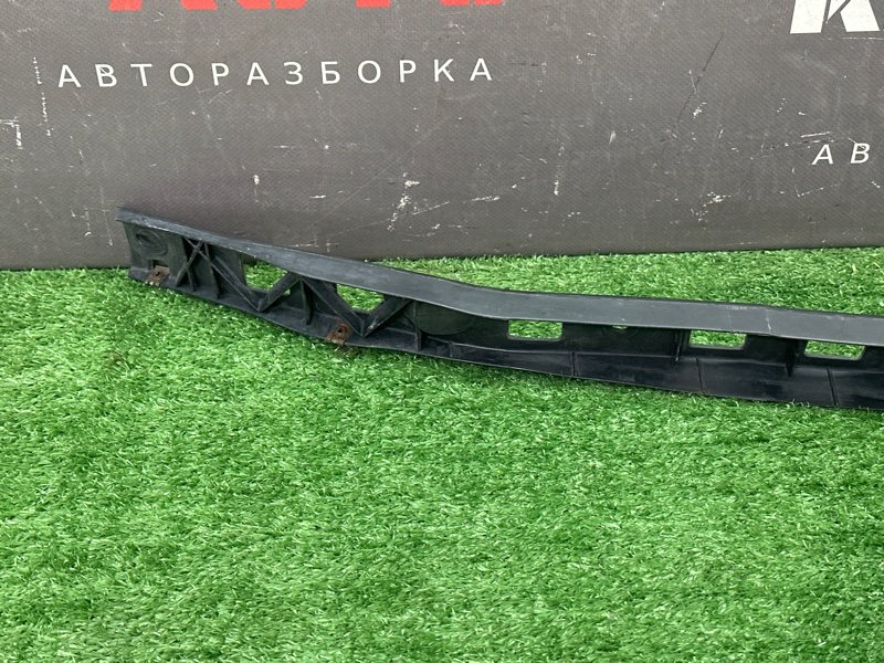 Кронштейн бампера Skoda Fabia 1