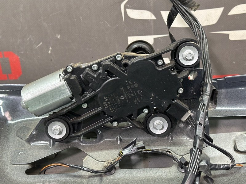 Крышка багажника Ford Focus 2 HB