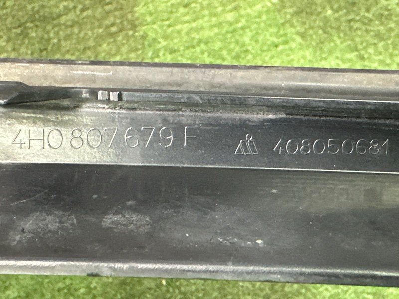 Решетка ПТФ Audi A8 D4