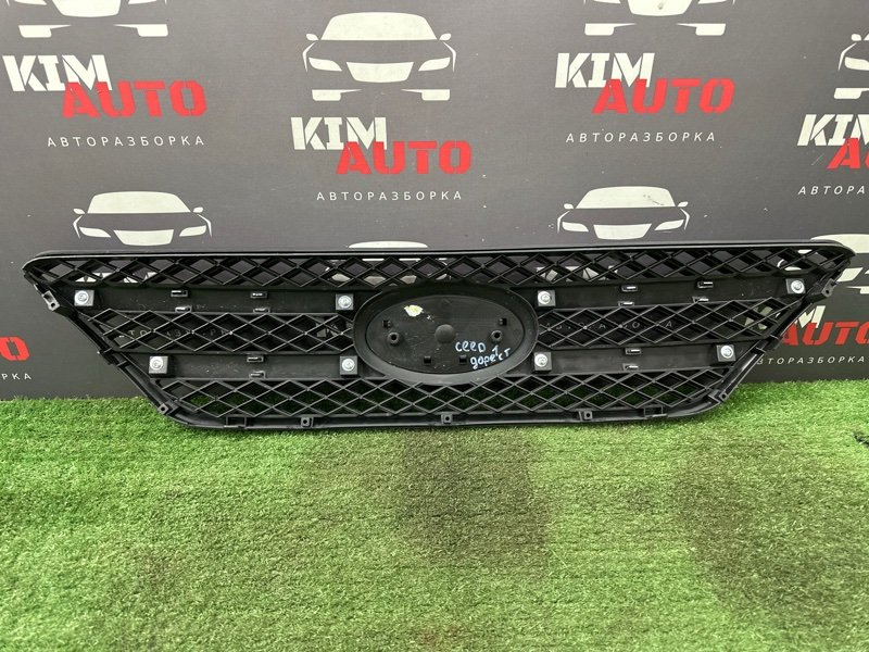 Решетка радиатора (аналог) Kia Ceed 1
