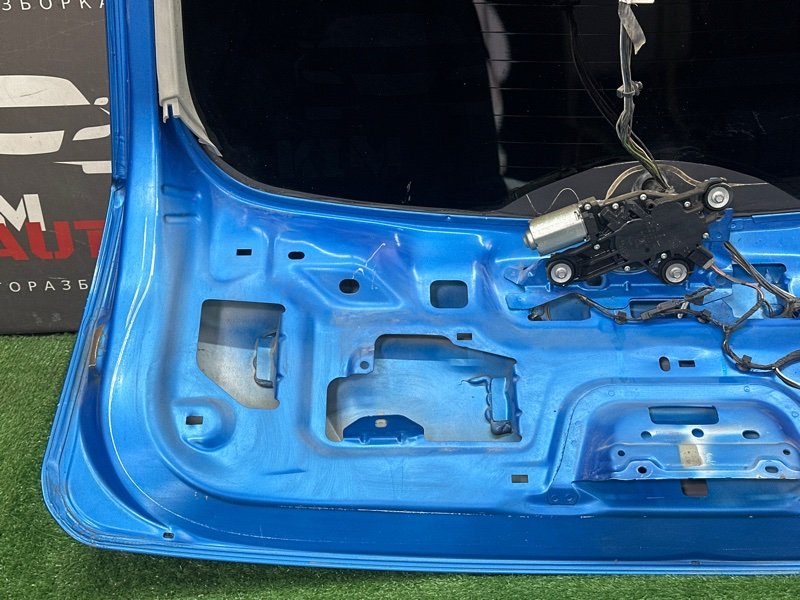 Крышка багажника Ford Focus 2