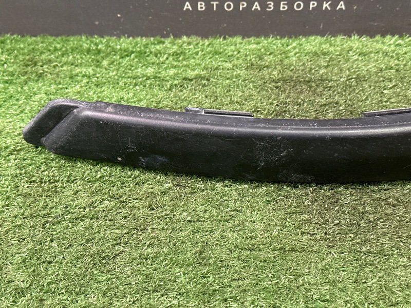 Накладка заднего бампера Ford Mondeo 3