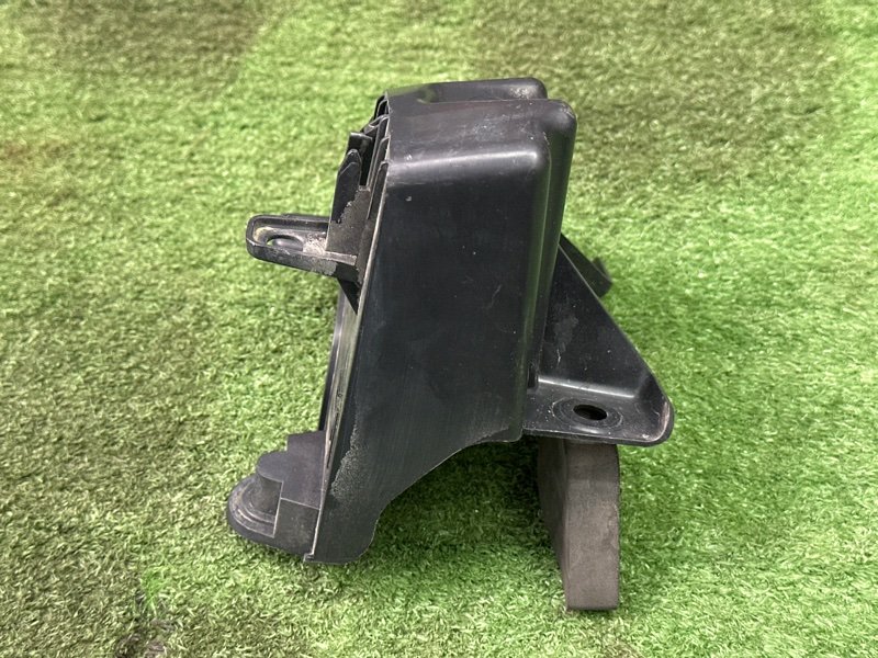 Кронштейн бампера Citroen C 4