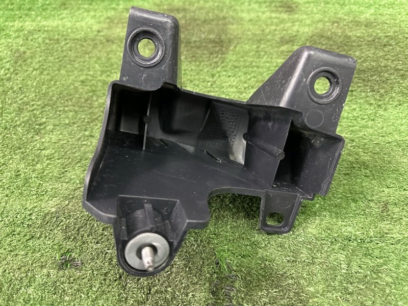 Кронштейн бампера Citroen C 4