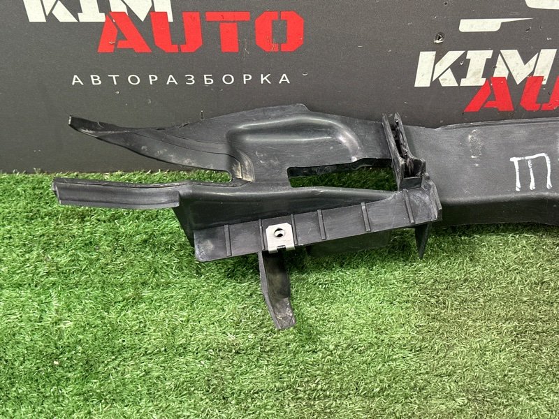 Накладка крыла Ford Focus 2