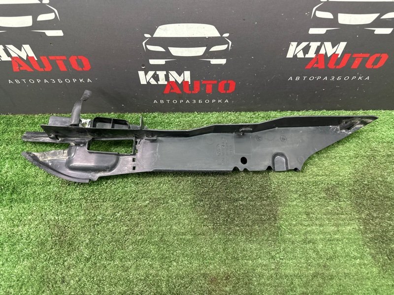 Накладка крыла Ford Focus 2