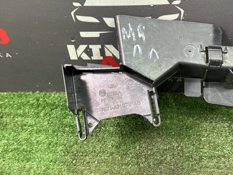 Кожух замка двери Ford Mondeo 4