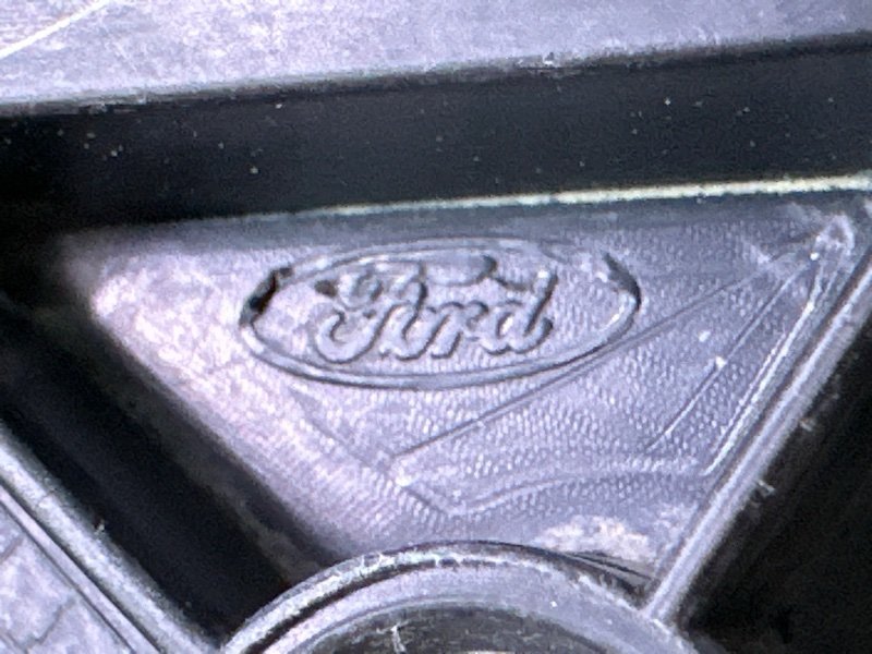 Кронштейн бампера Ford Mondeo 4