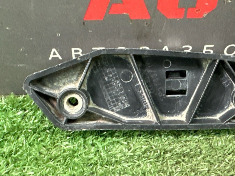 Кронштейн бампера Ford Mondeo 4