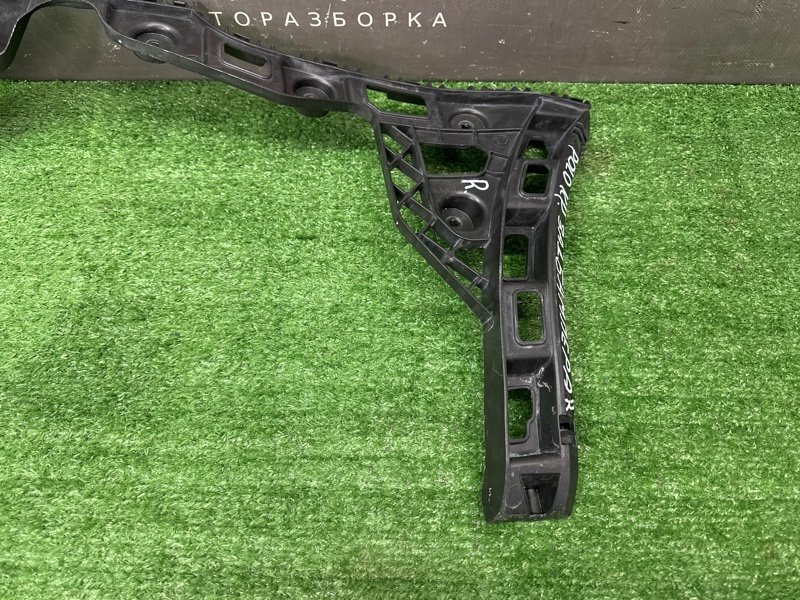 Кронштейн бампера Volkswagen Polo 5