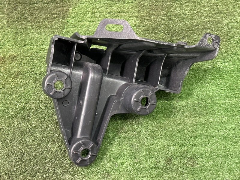 Кронштейн бампера Citroen C 4