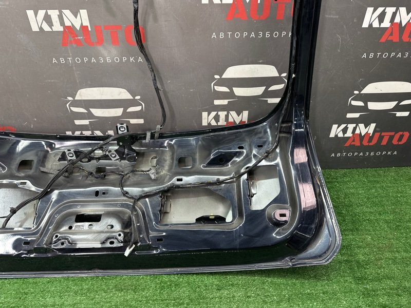 Крышка багажника Ford Focus 2