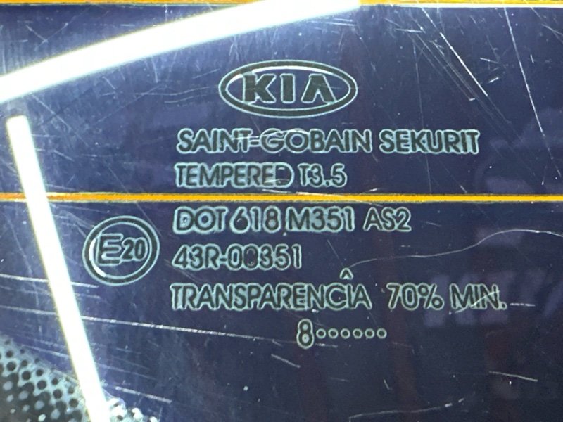 Крышка багажника Kia Ceed 1