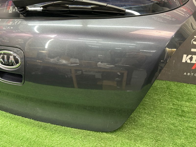 Крышка багажника Kia Ceed 1