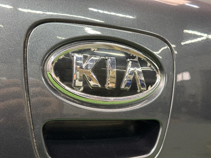 Крышка багажника Kia Ceed 1