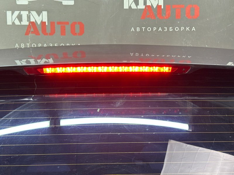 Крышка багажника Kia Ceed 1