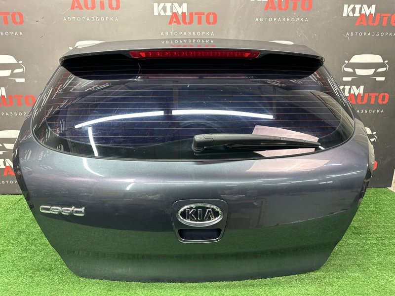 Крышка багажника Kia Ceed 1
