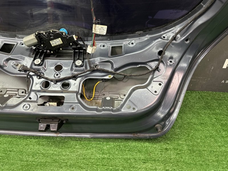 Крышка багажника Kia Ceed 1