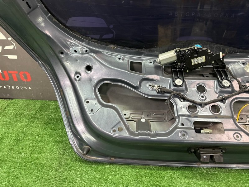 Крышка багажника Kia Ceed 1