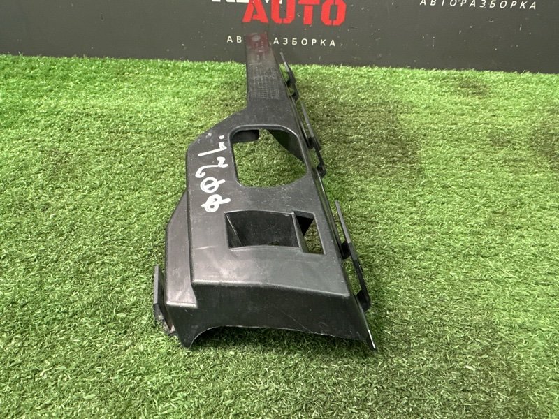 Кронштейн бампера Ford Focus 2