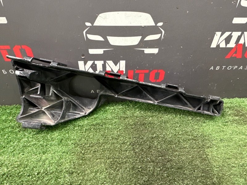 Кронштейн бампера Ford Focus 2