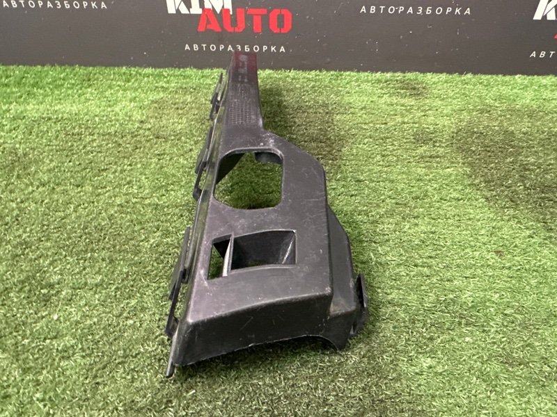 Кронштейн бампера Ford Focus 2