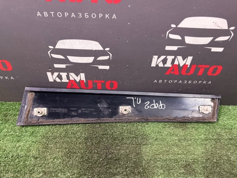 Накладка двери наружная Ford Focus 2